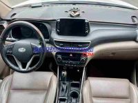 Bán Hyundai Tucson 2.0 AT, màu Trắng, Máy xăng, 2020