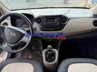 Cần bán gấp xe Hyundai i10 Grand 1.0 MT 2015 màu Bạc