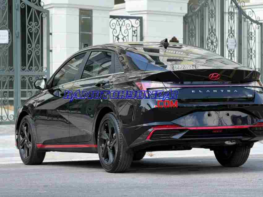 Hyundai Elantra 2.0 AT Cao cấp 2022 Số tự động giá đẹp